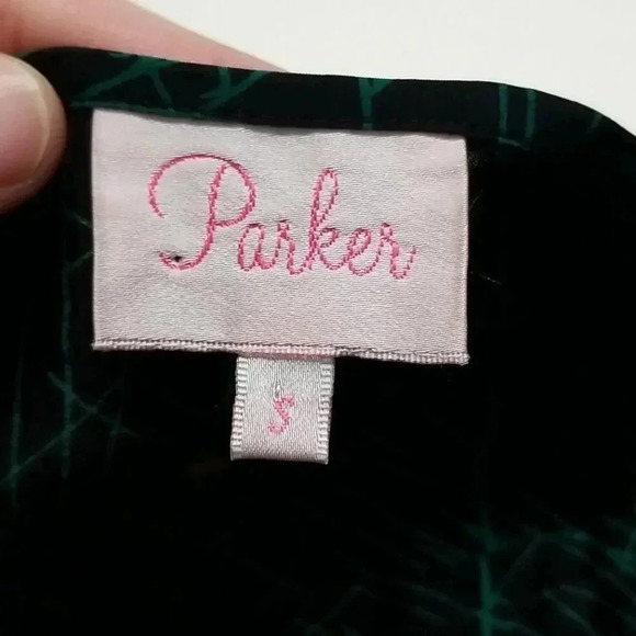 {Parker} Peacock Feathers Print 100% Silk Blouse - Picture 11 of 12